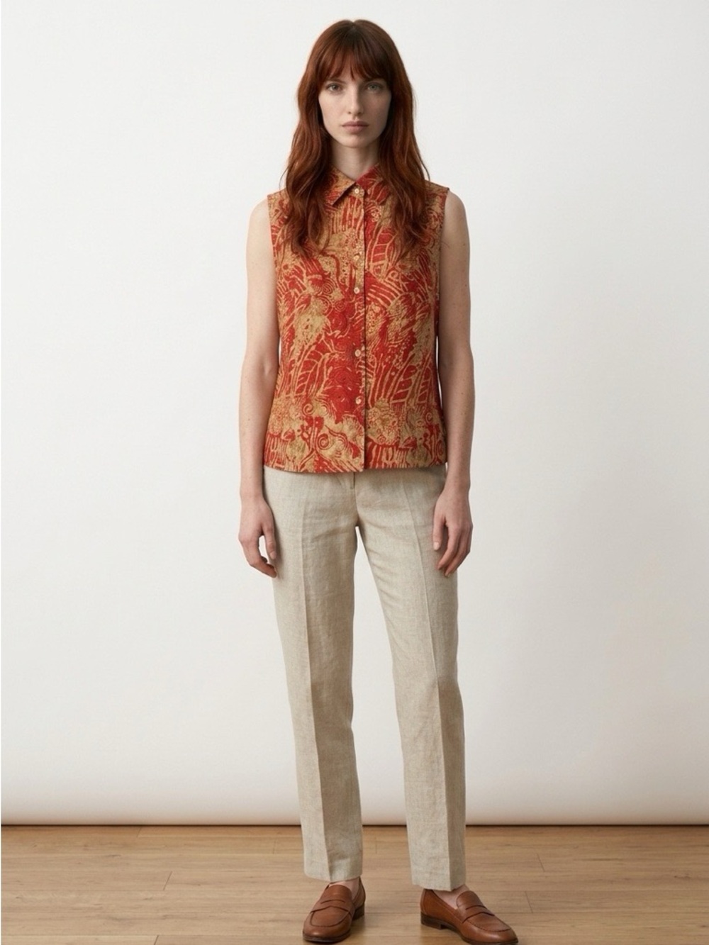 Nygard Collection Silk Sleeveless Red & Gold Patterned Button-Up Top Size 8